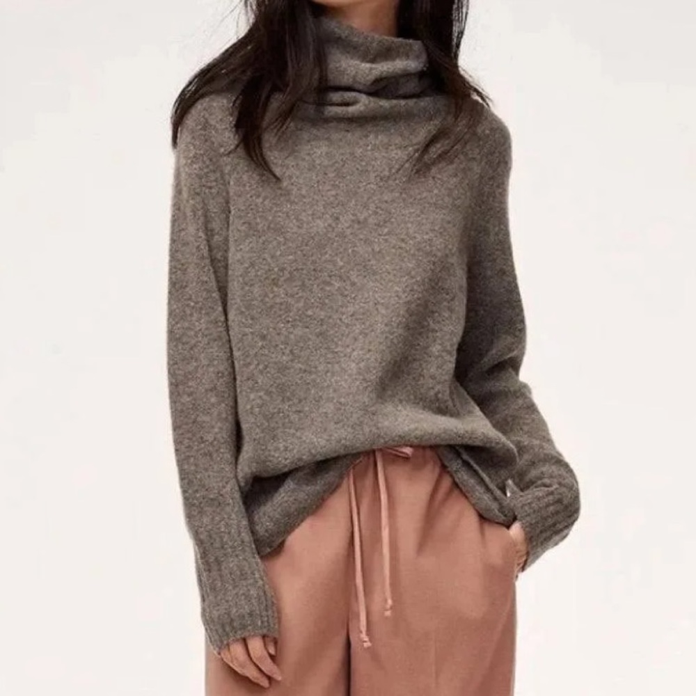 XXS Aritzia Cowl Neck Sweater